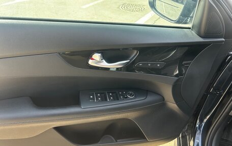 KIA Cerato IV, 2021 год, 2 400 000 рублей, 9 фотография