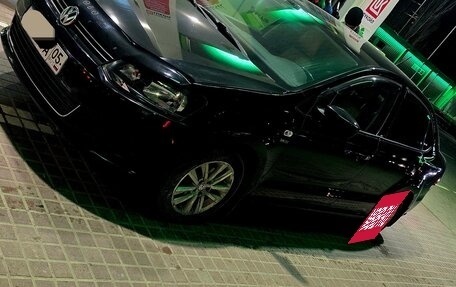 Volkswagen Polo VI (EU Market), 2013 год, 695 000 рублей, 3 фотография