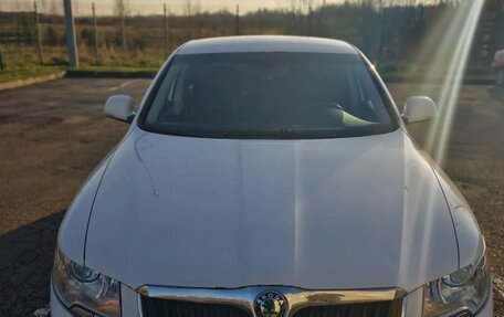 Skoda Superb III рестайлинг, 2013 год, 815 000 рублей, 7 фотография