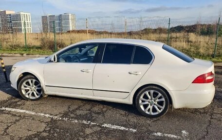 Skoda Superb III рестайлинг, 2013 год, 815 000 рублей, 13 фотография