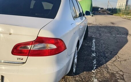 Skoda Superb III рестайлинг, 2013 год, 815 000 рублей, 17 фотография