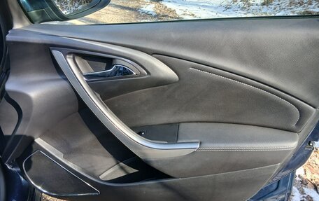 Opel Astra J, 2012 год, 1 100 000 рублей, 24 фотография