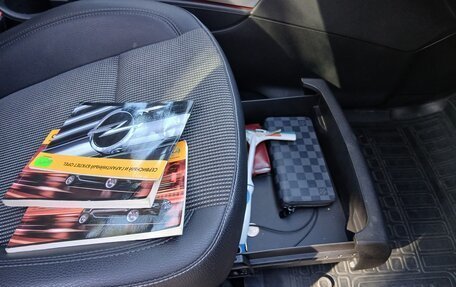 Opel Astra J, 2012 год, 1 100 000 рублей, 26 фотография