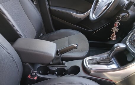 Opel Astra J, 2012 год, 1 100 000 рублей, 27 фотография