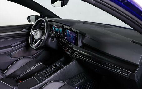 Volkswagen Golf VIII, 2020 год, 2 800 000 рублей, 11 фотография