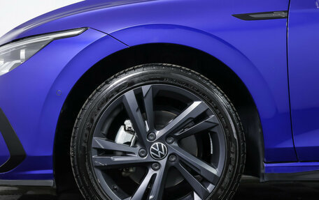 Volkswagen Golf VIII, 2020 год, 2 800 000 рублей, 34 фотография