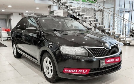 Skoda Rapid I, 2017 год, 955 000 рублей, 7 фотография