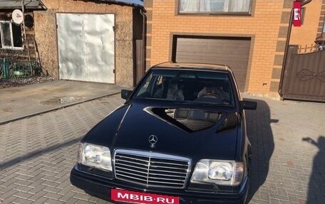 Mercedes-Benz E-Класс, 1994 год, 1 499 000 рублей, 5 фотография