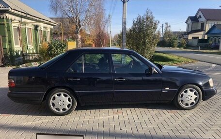 Mercedes-Benz E-Класс, 1994 год, 1 499 000 рублей, 14 фотография