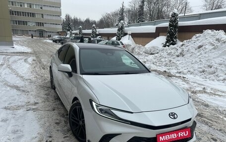 Toyota Camry, 2024 год, 3 850 000 рублей, 1 фотография