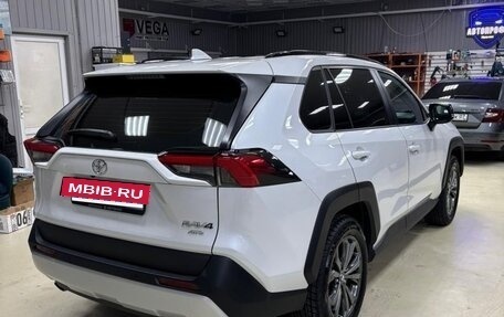 Toyota RAV4, 2025 год, 4 200 000 рублей, 4 фотография