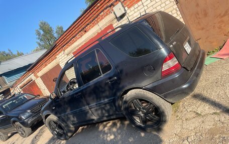 Mercedes-Benz M-Класс, 1998 год, 430 000 рублей, 5 фотография