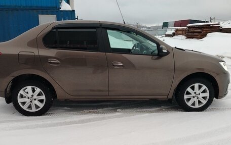 Renault Logan II, 2019 год, 890 000 рублей, 4 фотография