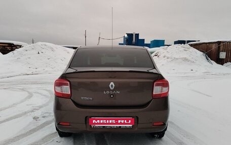 Renault Logan II, 2019 год, 890 000 рублей, 6 фотография