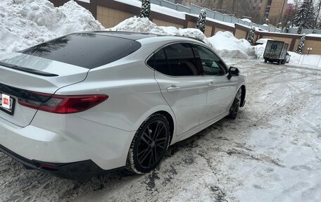 Toyota Camry, 2024 год, 3 850 000 рублей, 4 фотография