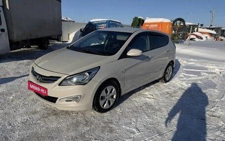 Hyundai Solaris II рестайлинг, 2014 год, 770 000 рублей, 1 фотография