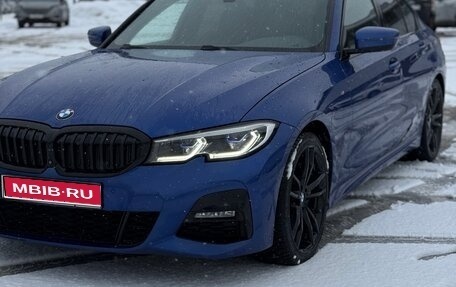BMW 3 серия, 2019 год, 4 100 000 рублей, 1 фотография