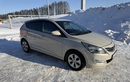 Hyundai Solaris II рестайлинг, 2014 год, 770 000 рублей, 2 фотография