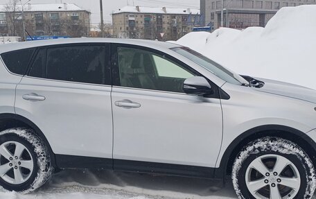 Toyota RAV4, 2013 год, 1 530 000 рублей, 2 фотография