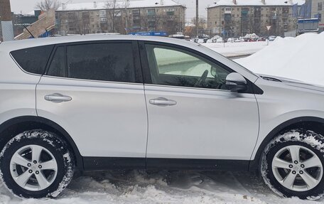 Toyota RAV4, 2013 год, 1 530 000 рублей, 6 фотография