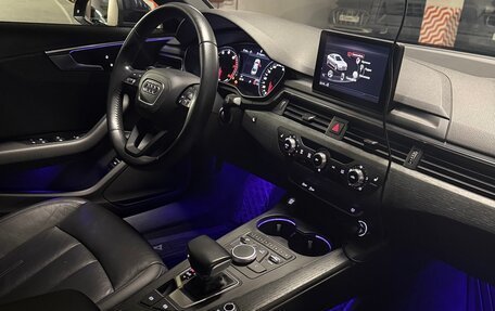 Audi A4, 2017 год, 2 750 000 рублей, 5 фотография