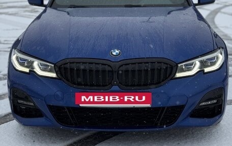 BMW 3 серия, 2019 год, 4 100 000 рублей, 2 фотография