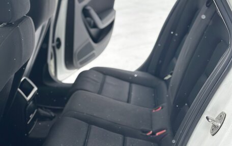 Audi A4, 2011 год, 865 000 рублей, 13 фотография