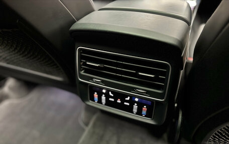 Audi SQ8, 2020 год, 9 700 000 рублей, 19 фотография