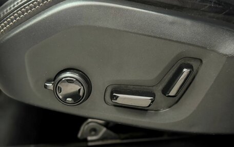 Volvo XC90 II рестайлинг, 2017 год, 3 750 000 рублей, 15 фотография