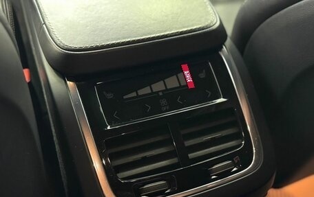 Volvo XC90 II рестайлинг, 2017 год, 3 750 000 рублей, 26 фотография