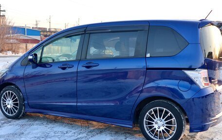 Honda Freed I, 2012 год, 1 175 000 рублей, 5 фотография