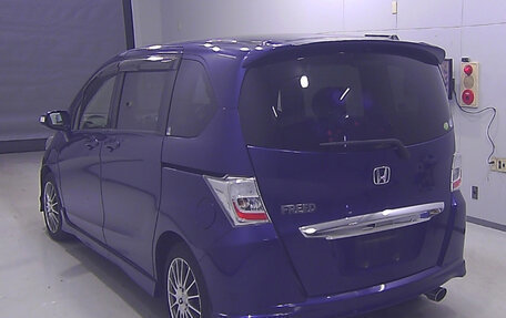 Honda Freed I, 2012 год, 1 175 000 рублей, 2 фотография