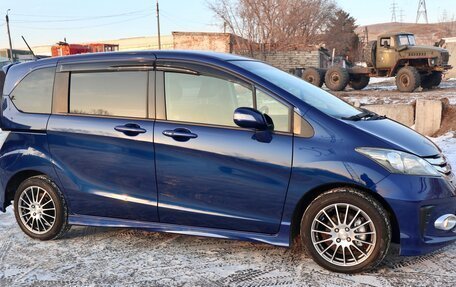 Honda Freed I, 2012 год, 1 175 000 рублей, 8 фотография