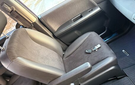 Honda Freed I, 2012 год, 1 175 000 рублей, 25 фотография