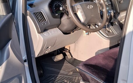 Hyundai Grand Starex Grand Starex I рестайлинг 2, 2009 год, 1 650 000 рублей, 8 фотография