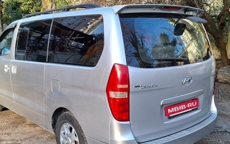 Hyundai Grand Starex Grand Starex I рестайлинг 2, 2009 год, 1 650 000 рублей, 5 фотография