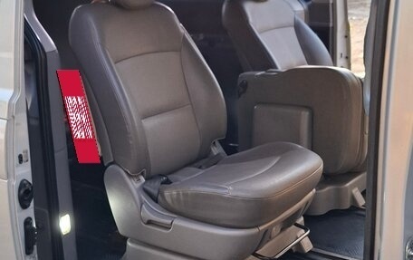 Hyundai Grand Starex Grand Starex I рестайлинг 2, 2009 год, 1 650 000 рублей, 13 фотография