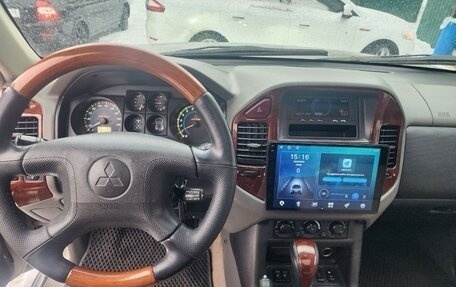 Mitsubishi Montero III, 2003 год, 1 100 000 рублей, 13 фотография