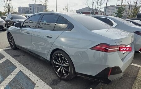 BMW 5 серия, 2024 год, 7 450 000 рублей, 4 фотография