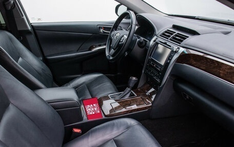 Toyota Camry, 2018 год, 2 520 000 рублей, 9 фотография