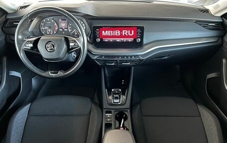 Skoda Octavia IV, 2021 год, 2 380 000 рублей, 11 фотография