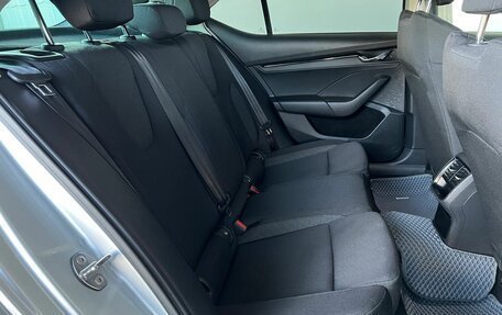 Skoda Octavia IV, 2021 год, 2 380 000 рублей, 18 фотография