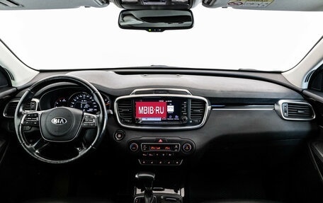 KIA Sorento III Prime рестайлинг, 2019 год, 3 199 000 рублей, 11 фотография