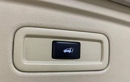 Infiniti QX70, 2016 год, 2 250 000 рублей, 28 фотография