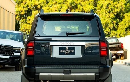 Toyota Land Cruiser Prado, 2025 год, 9 480 000 рублей, 6 фотография