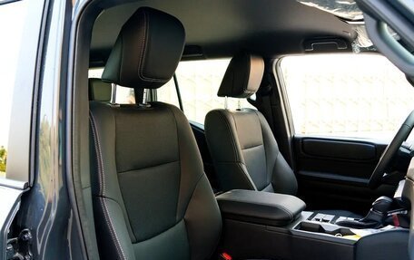 Toyota Land Cruiser Prado, 2025 год, 9 480 000 рублей, 14 фотография