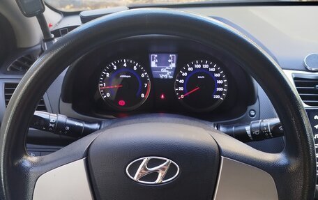 Hyundai Solaris II рестайлинг, 2014 год, 1 250 000 рублей, 10 фотография