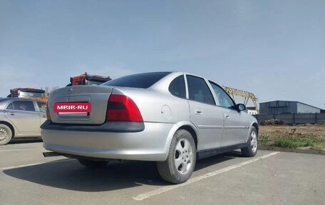 Opel Vectra B рестайлинг, 2001 год, 240 000 рублей, 16 фотография