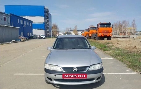 Opel Vectra B рестайлинг, 2001 год, 240 000 рублей, 15 фотография