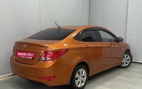 Hyundai Solaris II рестайлинг, 2014 год, 995 000 рублей, 3 фотография